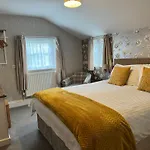 فندق مبيت وإفطار The Raincliffe 3*