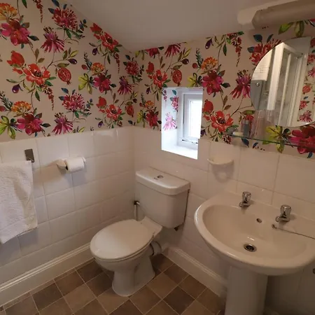 The Raincliffe Bed and Breakfast 3*