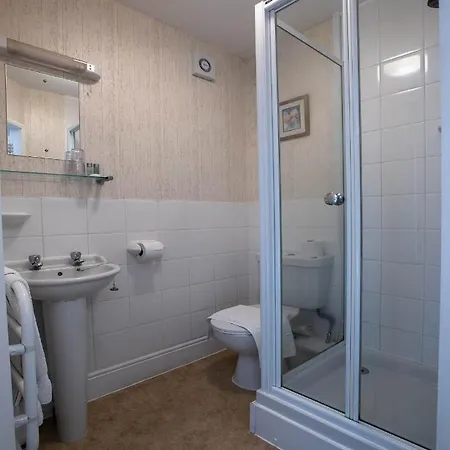 Oda ve Kahvaltı The Raincliffe 3*